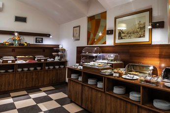 EA Hotel Downtown**** - snídaňová restaurace